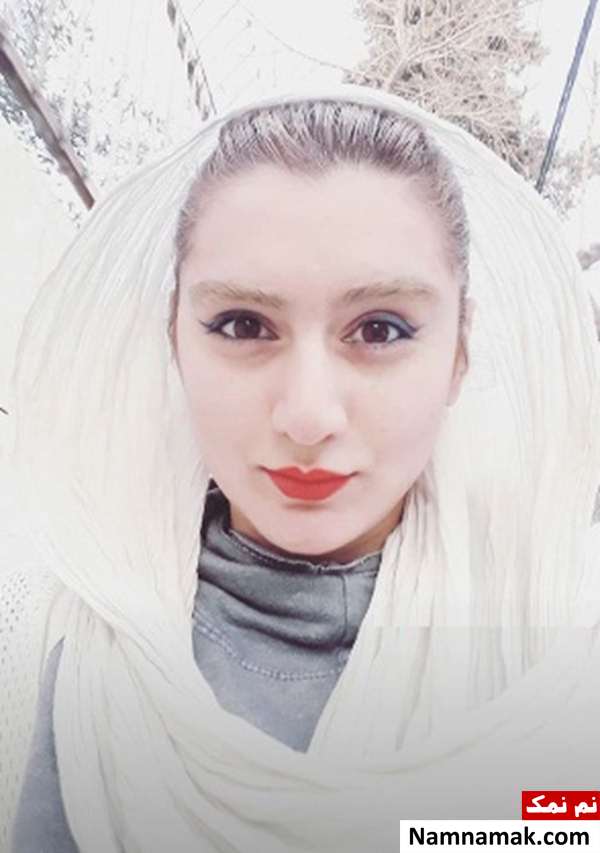 سلفی زهره ساداتی