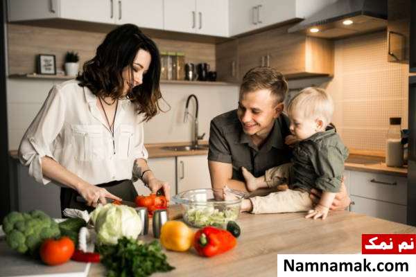تغذیه برای زود حرف زدن کودک باز شدن زبان کودک در طب سنتی