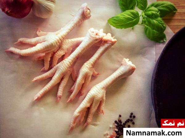 روش تمیزکردن پای مرغ طرز شستشوی پای مرغ