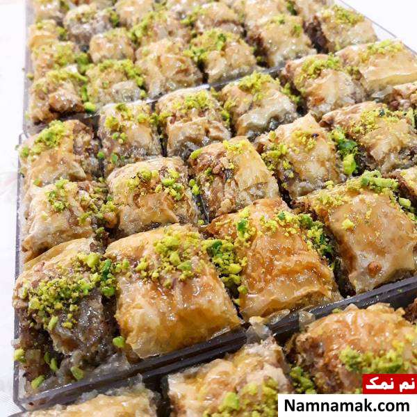 طرز تهیه باقلوای پسته