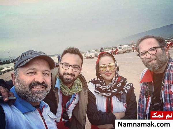 هنرمندان در مناطق سیل زده عکسی از هنرمندان در مناطق سیل زده
