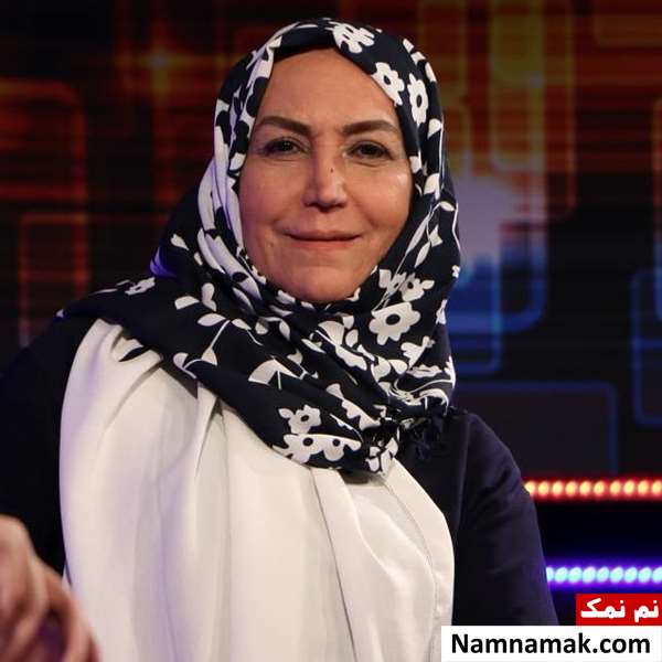 عکس هانا پاک نیت نوه مهوش صبرکن به همراه عروسش عکس هانا پاک نیت نوه مهوش صبرکن به همراه عروسش