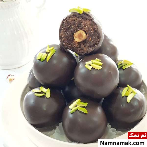 علت خمیر شدن وسط کیک