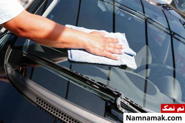 تمیز کردن شیشه خودرو