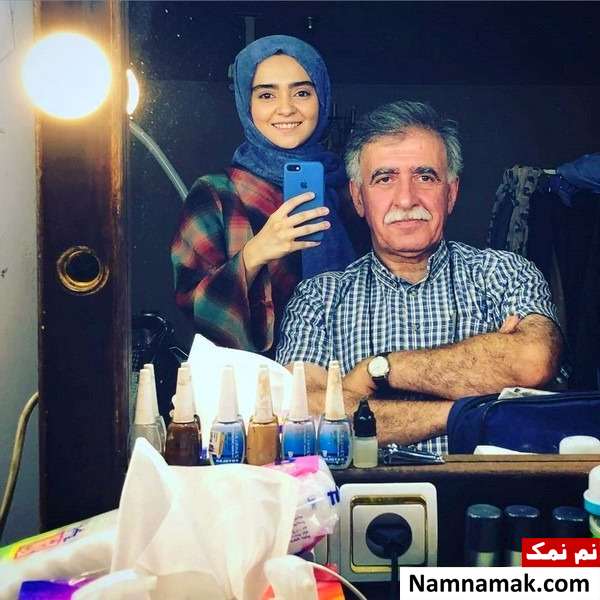مهتاب اکبری و همایون اسعدیان مهتاب اکبری و همایون اسعدیان کارگردان لحظه گرگ و میش