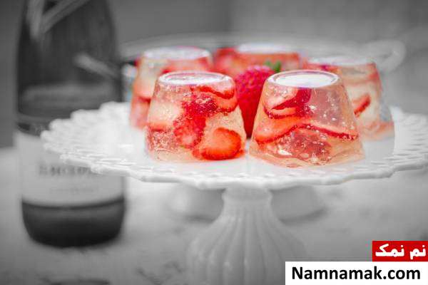 طرز تهیه ژله توت فرنگی
