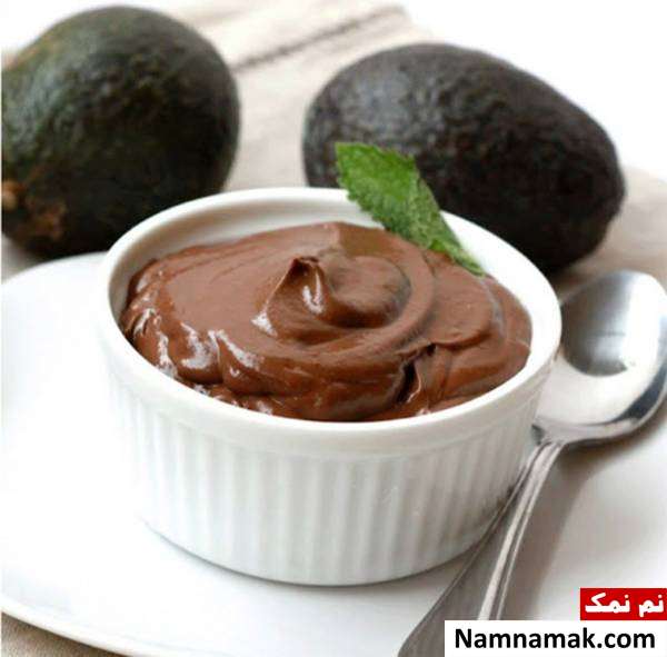 طرز تهیه پودینگ آووکادو شکلاتی