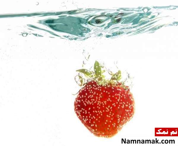 تمیز کردن توت فرنگی