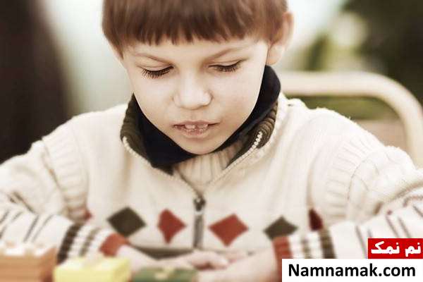 نشانه های بیماری اوتیسم