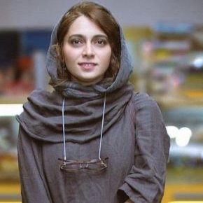 پگاه آهنگرانی ممنوع الخروج