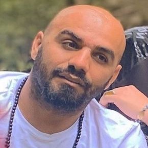 عادل کلاه کـج