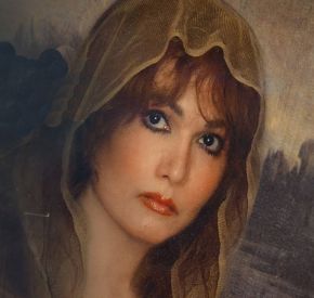 پروانه فرید خواننده و مجسمه ساز کیست؟ + بیوگرافی