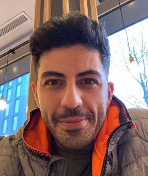 بیوگرافی مهدی پرستاران مجری منوتو و همسرش