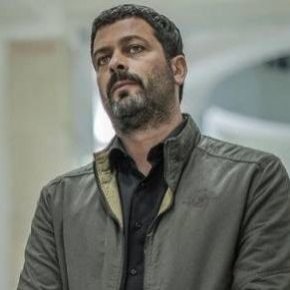 وحید سریال افرا