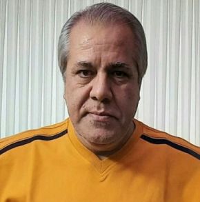 بیوگرافی اکبر احمدی بازیگر و همسرش + فرزندان