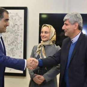 مریم کاویانی و همسرش