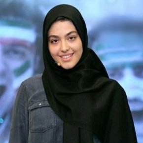 ریحانه پارسا لیلای سریال پدر در برنامه ایرانیوم