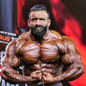 هادی چوپان الان کجاست و چه می کند؟