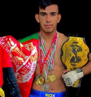 بیوگرافی ظاهر علیزاده قهرمان mma [زندگینامه]