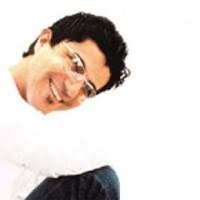 خواننده لس آنجلسی در مراسم ناصر ملک مطیعی! + تصاویر