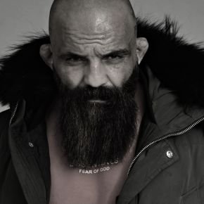 ببینید/شور و هیجان تماشاگران مسابقات جهانی mma برای حضور اکبر آزادی فر!