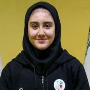 غزل حسینی وزنه بردار