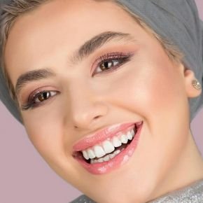 عکسهای متفاوت و جنجالی ریحانه پارسا