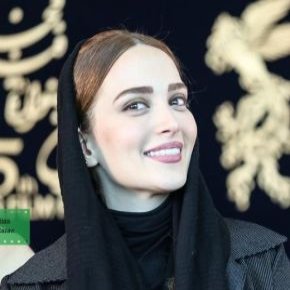 سلفی بهنوش طباطبایی در کنار مادرش