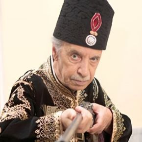جوانی هوشنگ حریرچیان