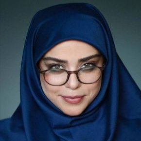 نقش گوهری باخانمان