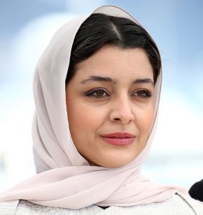 جشن تولد ساره بیات با کودکی در آغوش! + بیوگرافی
